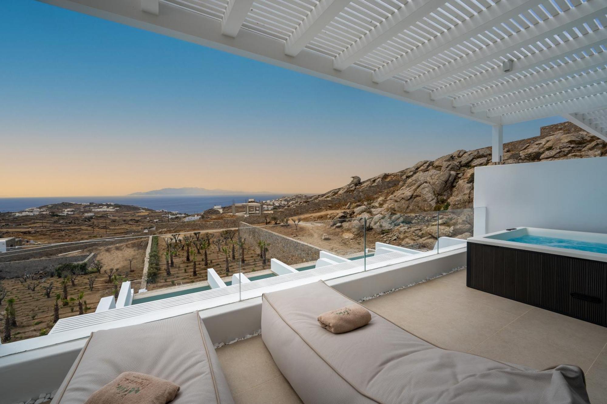 Muse Of Mykonos Luxury Suites Mykonos Town Eksteriør bilde