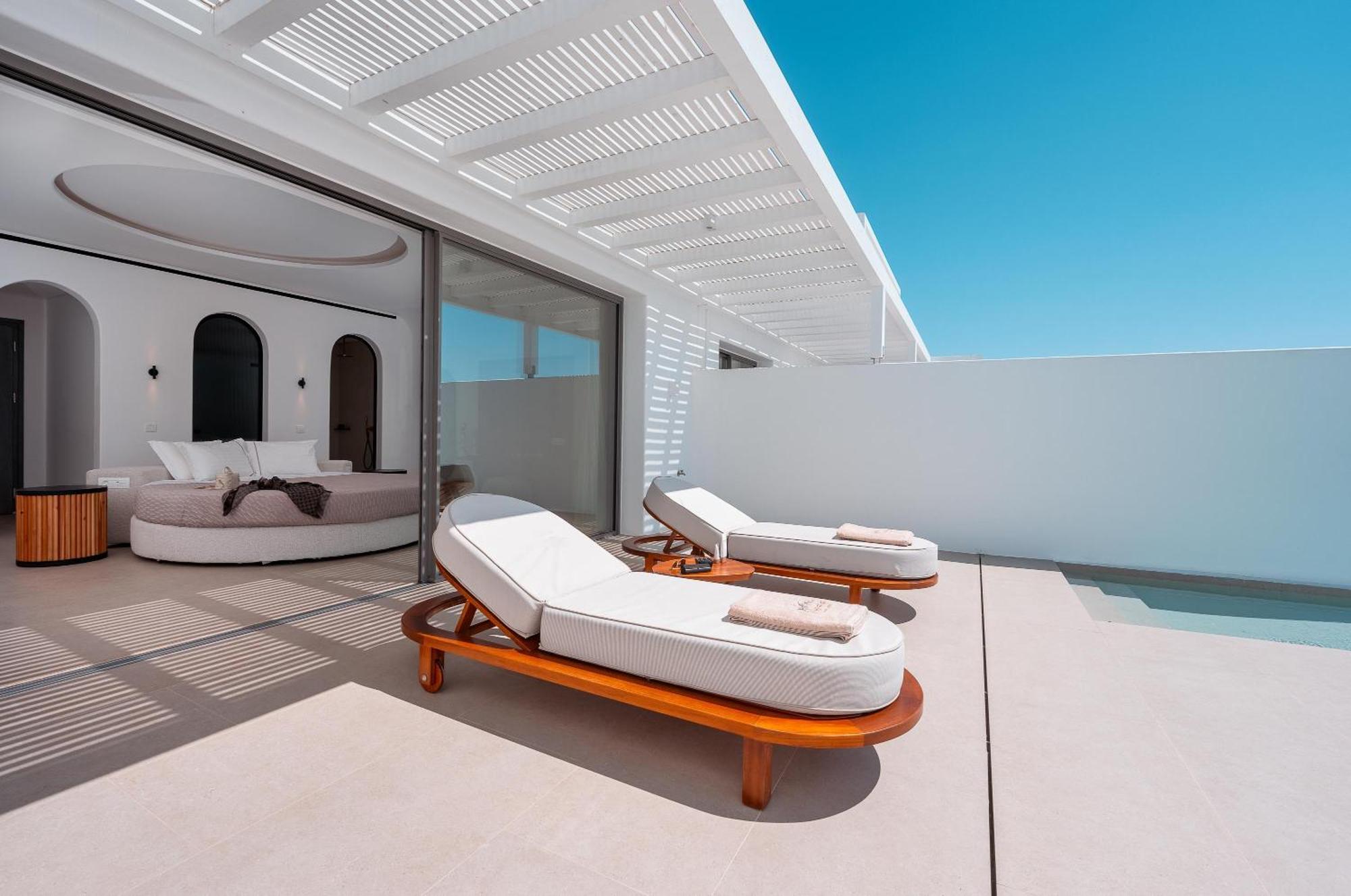 Muse Of Mykonos Luxury Suites Mykonos Town Eksteriør bilde